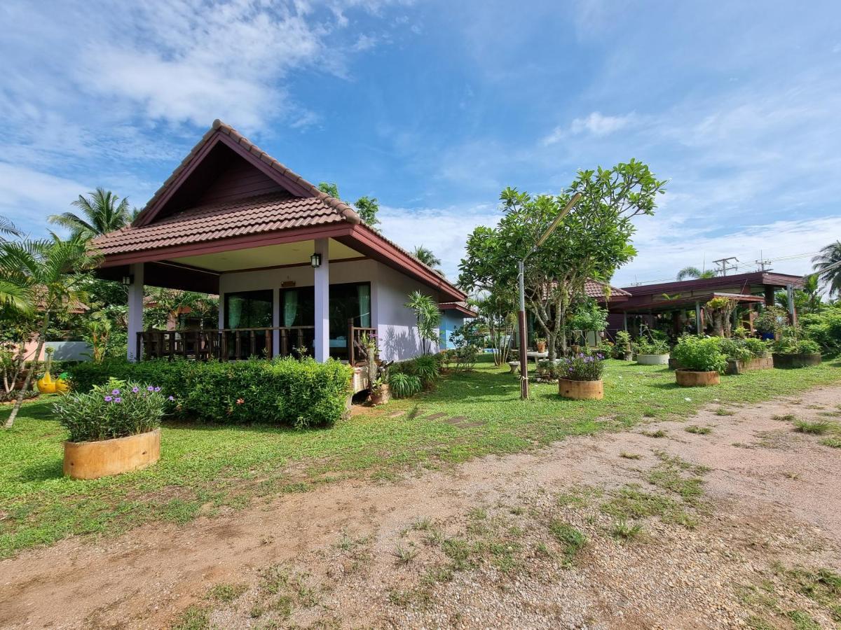 Pawarisa Resort Pathio Exteriör bild