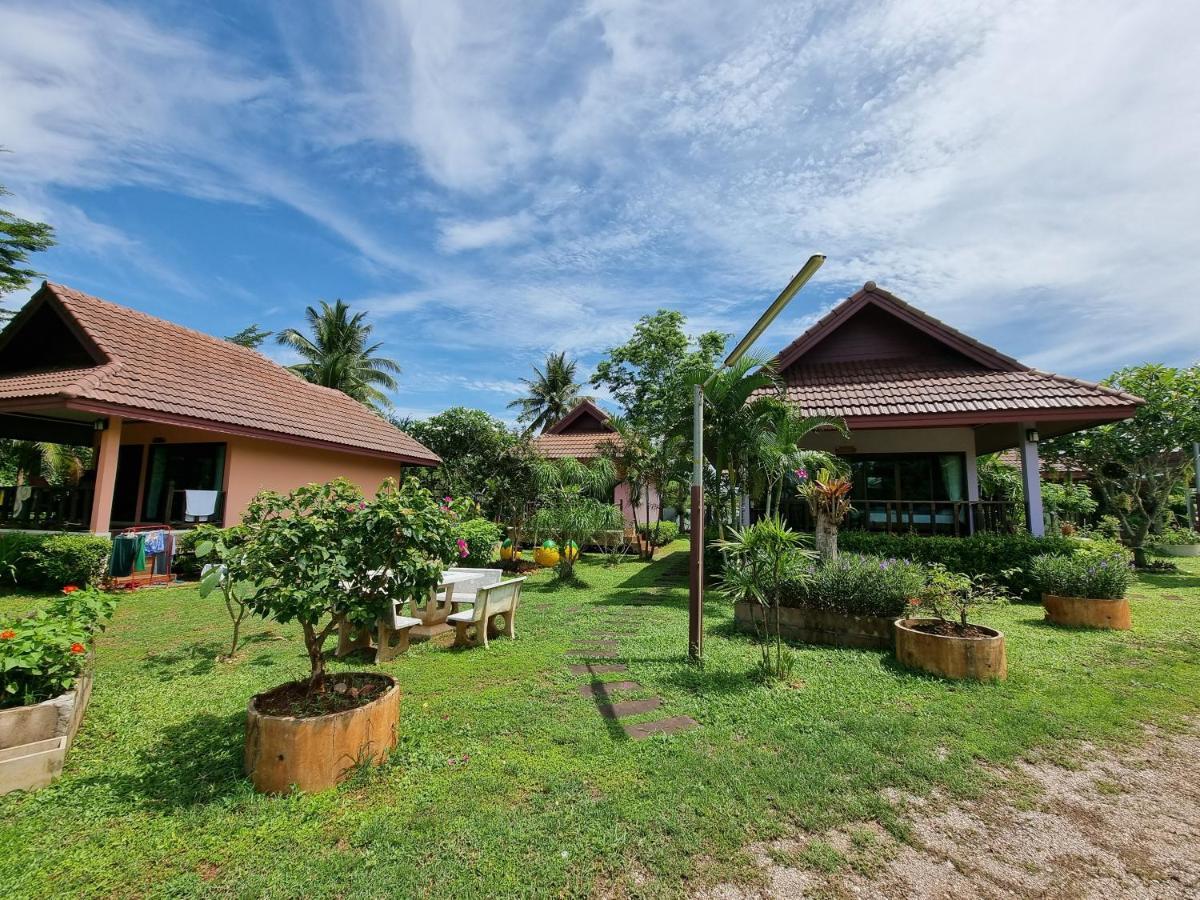 Pawarisa Resort Pathio Exteriör bild